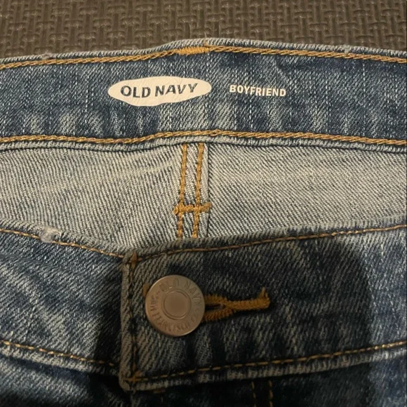 Old Navy Boyfriend Jeans - Picture 3 of 5